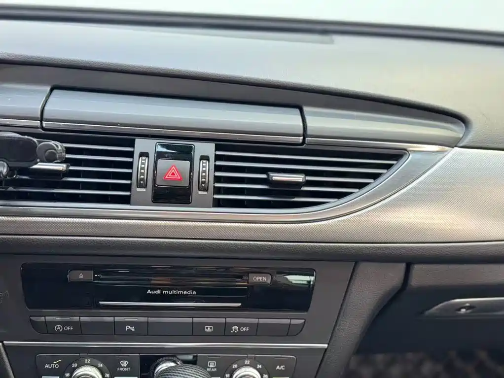 Audi A6L — миниатюра 14