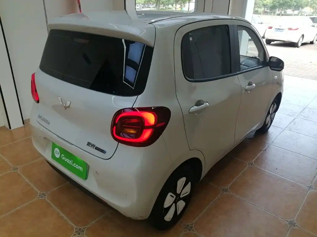Wuling MINIEV — миниатюра 7