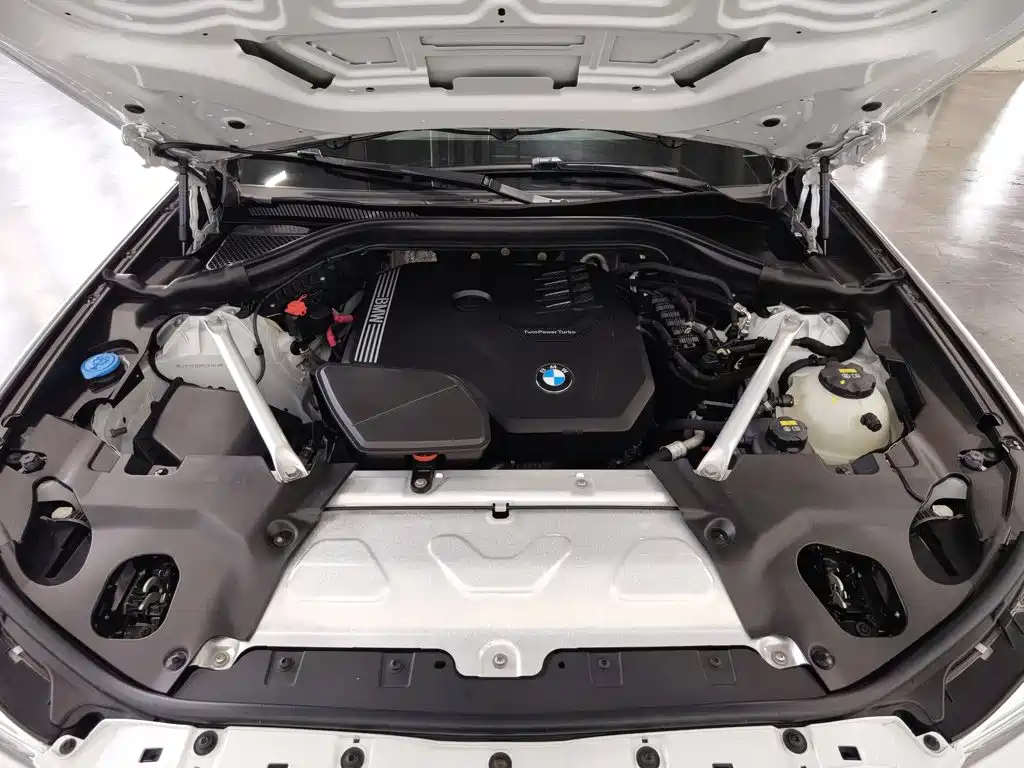 BMW X3 — миниатюра 6