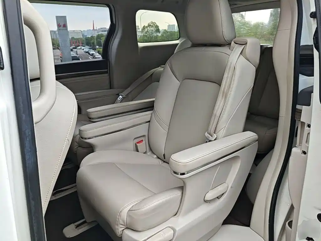 GAC Motor Trumpchi M8 — миниатюра 17