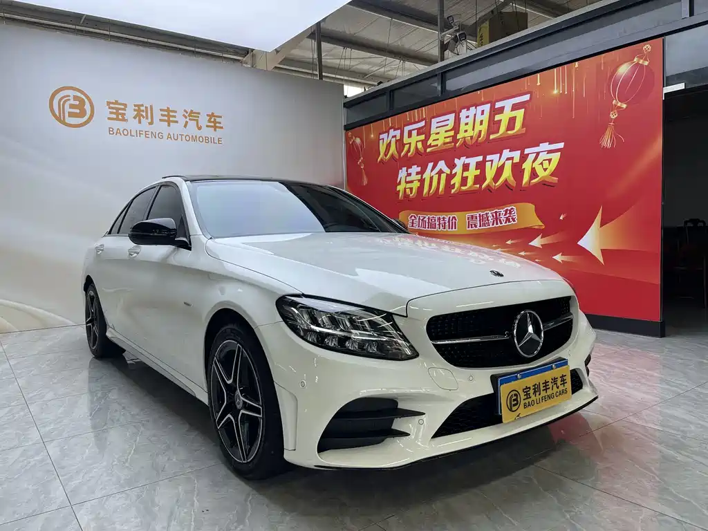 Mercedes-Benz C-Class — миниатюра 2