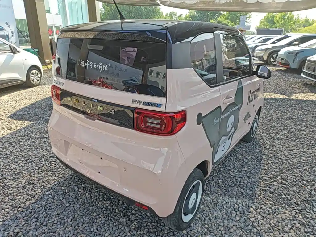 Wuling MINIEV — миниатюра 7
