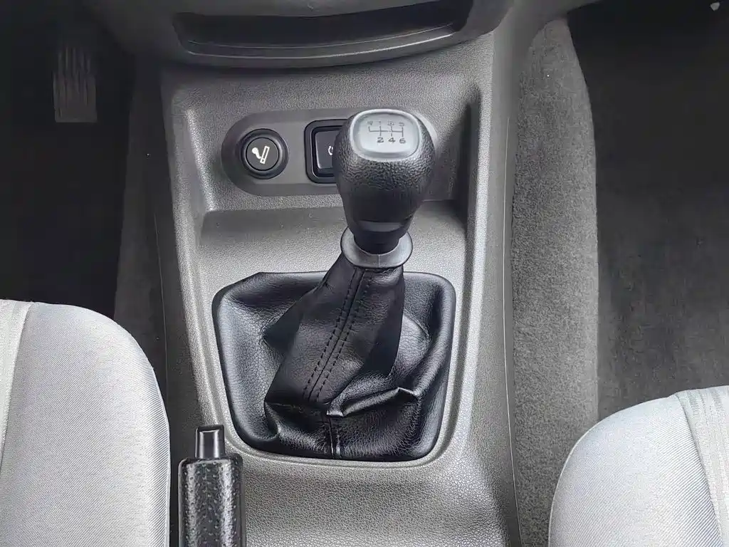 Wuling Hongguang — миниатюра 13