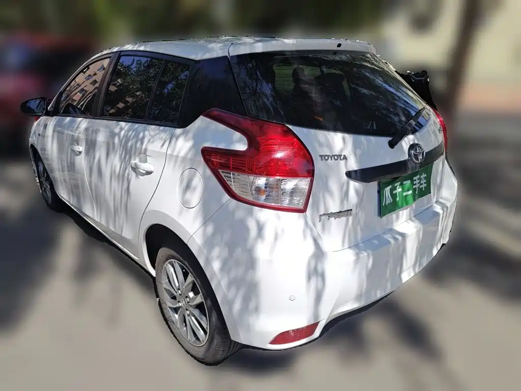 Toyota Yaris L — миниатюра 4