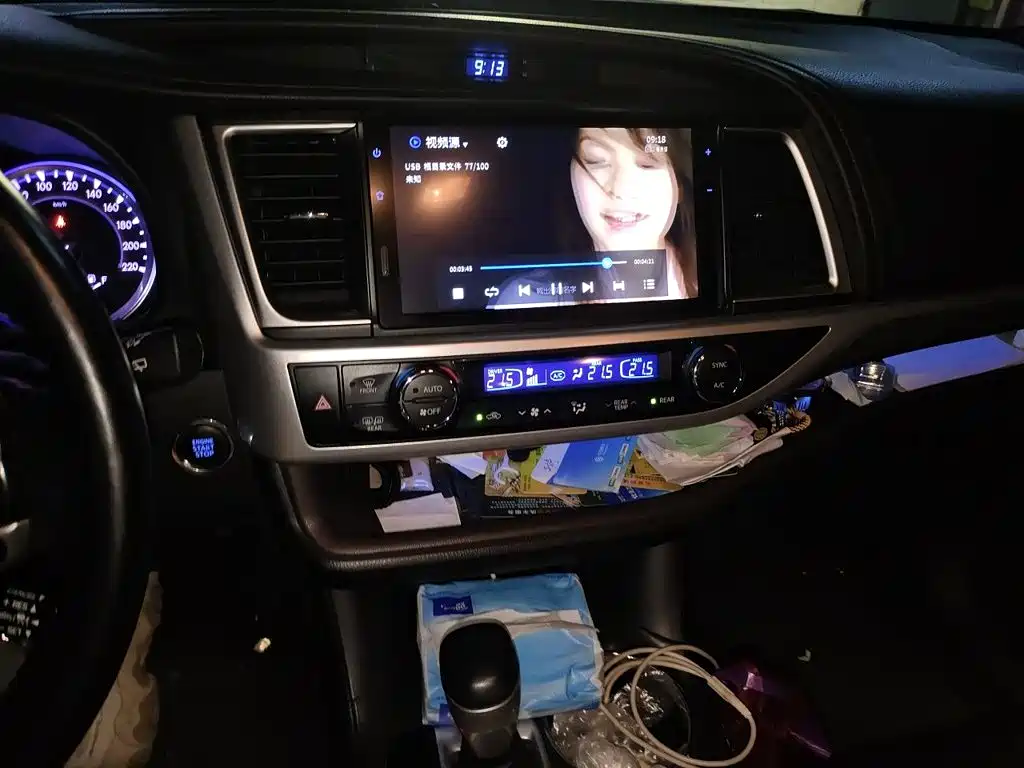 Toyota Highlander — миниатюра 14