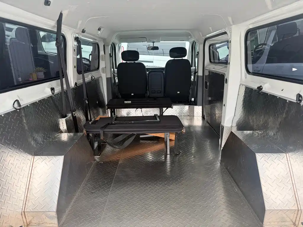 Foton Fengjing i — миниатюра 8