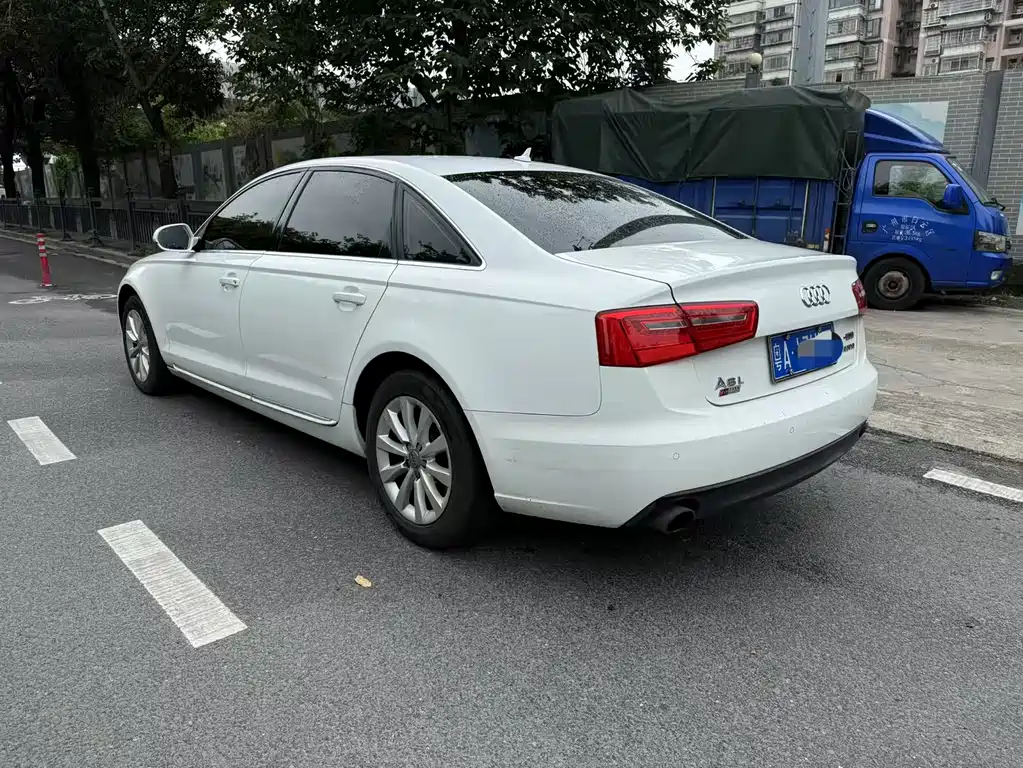 Audi A6L 2014 30 FSI Comfort