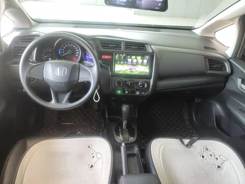 Honda Fit — миниатюра 10