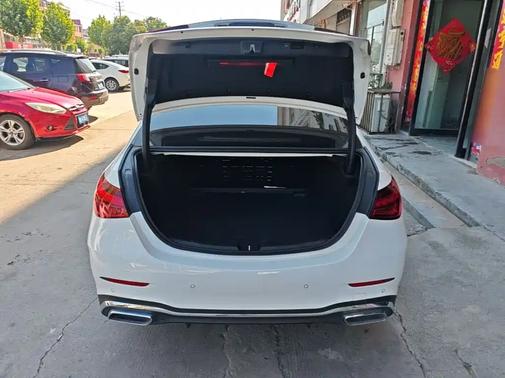 Mercedes-Benz C-Class — миниатюра 19