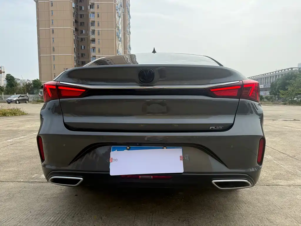 Changan Eado — миниатюра 7