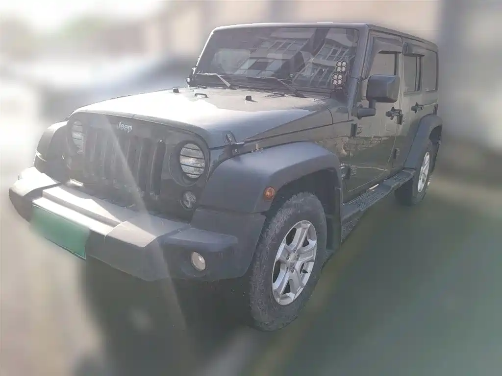 Купить Jeep Wrangler