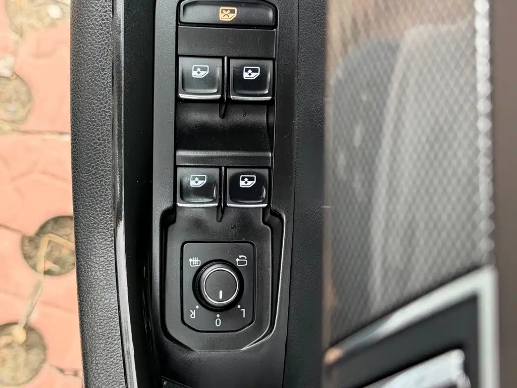 Skoda Karoq — миниатюра 16