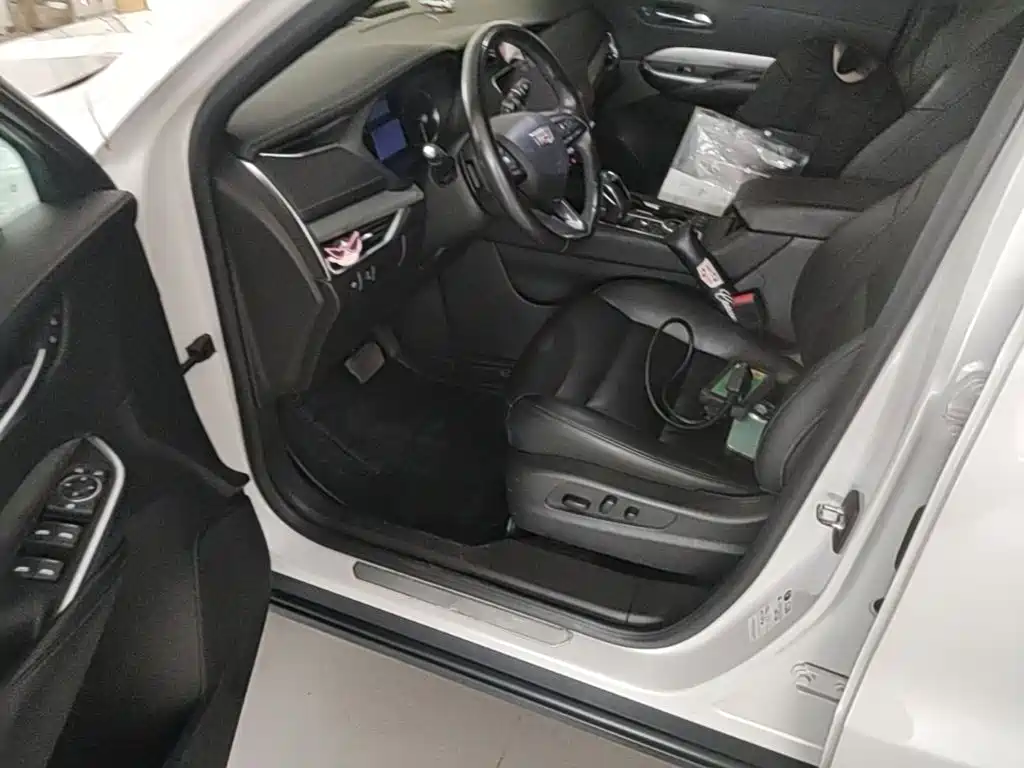 Cadillac XT4 — миниатюра 16