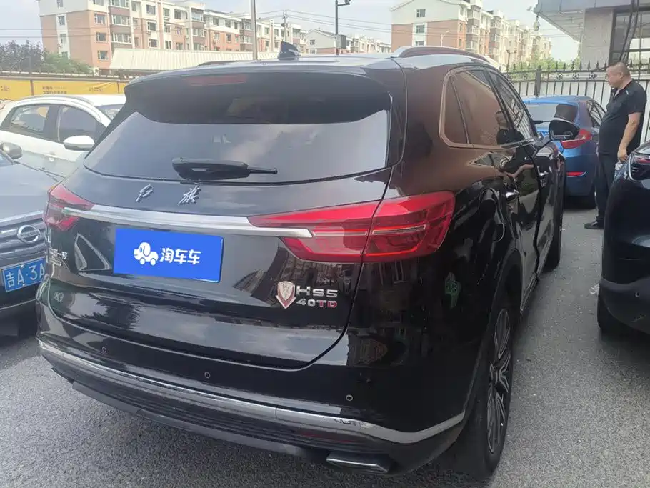 Hongqi Hongqi HS5 — миниатюра 3