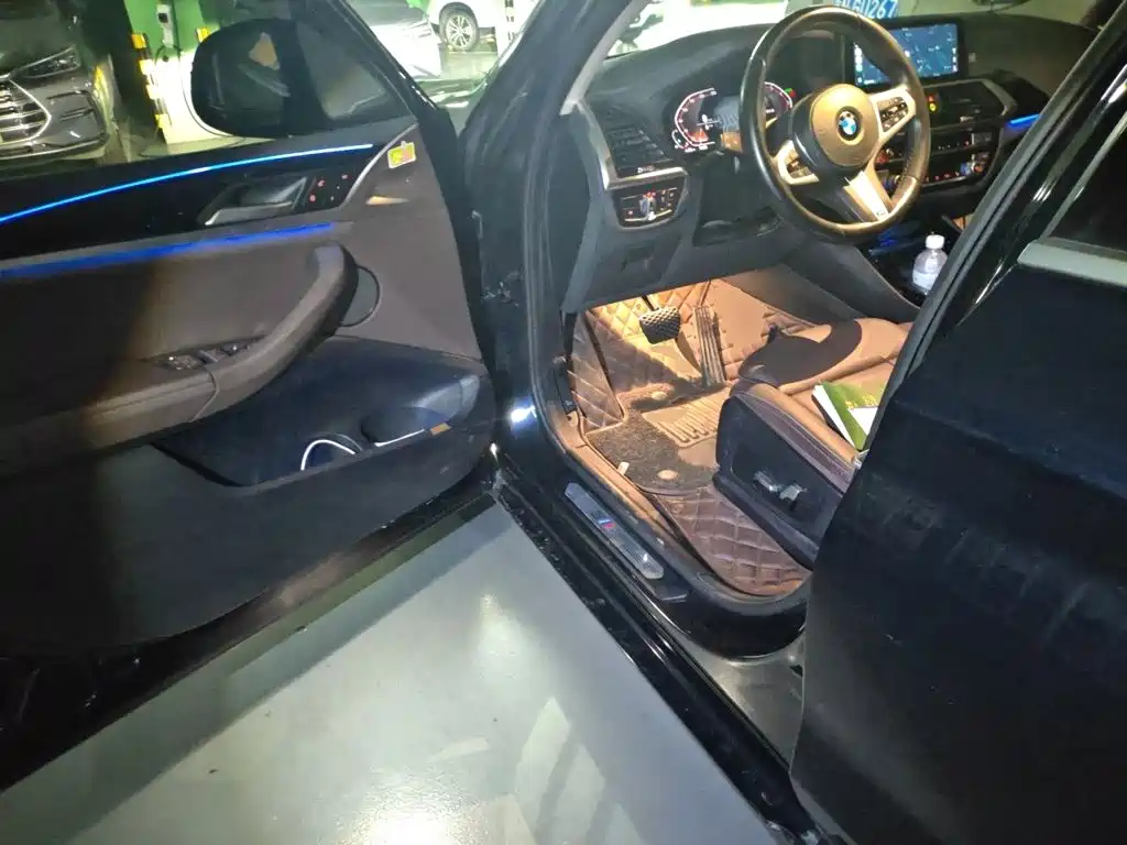BMW X3 — миниатюра 17
