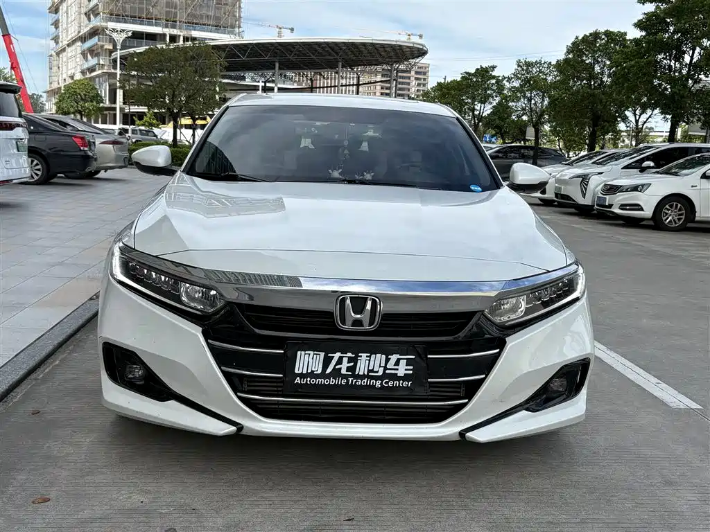 Honda Accord — миниатюра 2