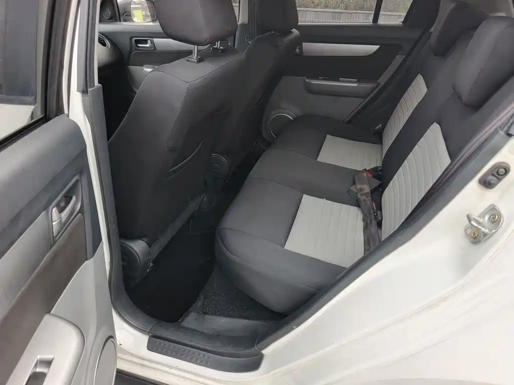 Suzuki Swift — миниатюра 9