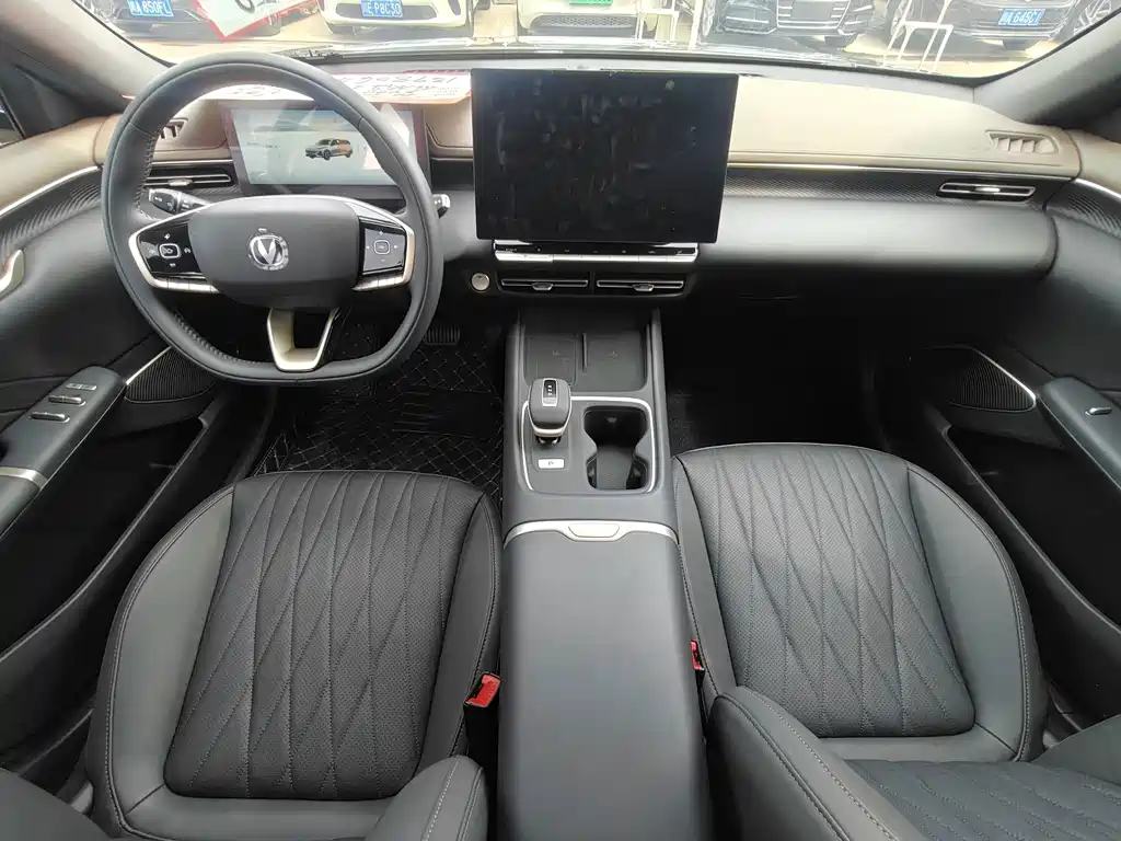 Changan Eado — миниатюра 6