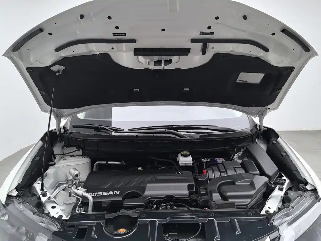 Nissan X-Trail — миниатюра 6