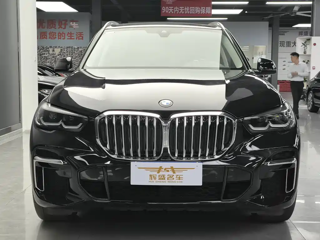 BMW X5 2022 xDrive 30Li M Sport