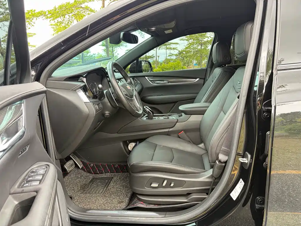 Cadillac XT5 — миниатюра 4
