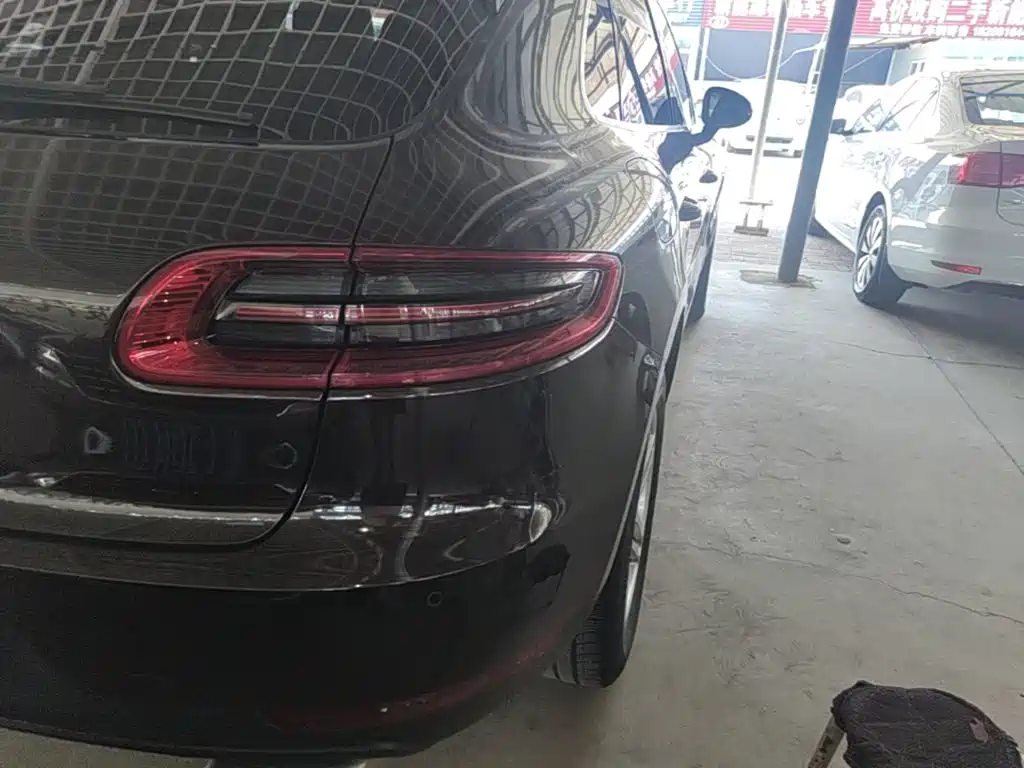 Porsche Macan — миниатюра 8