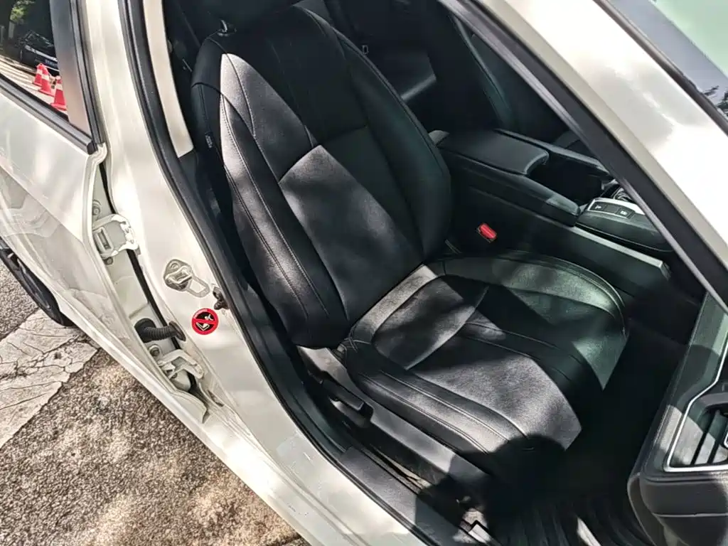 Honda Civic — миниатюра 25