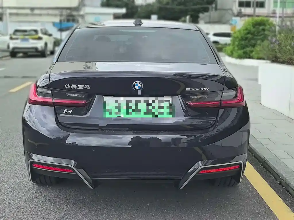 BMW i3 — миниатюра 4