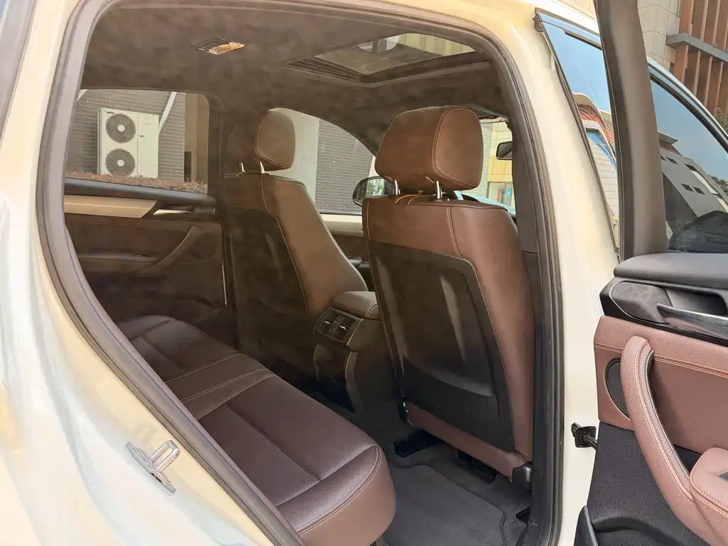 BMW X4 — миниатюра 12