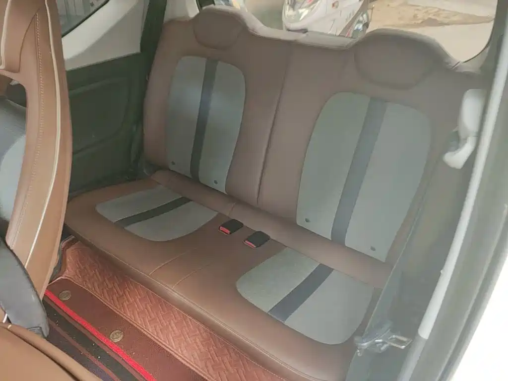Wuling MINIEV — миниатюра 17