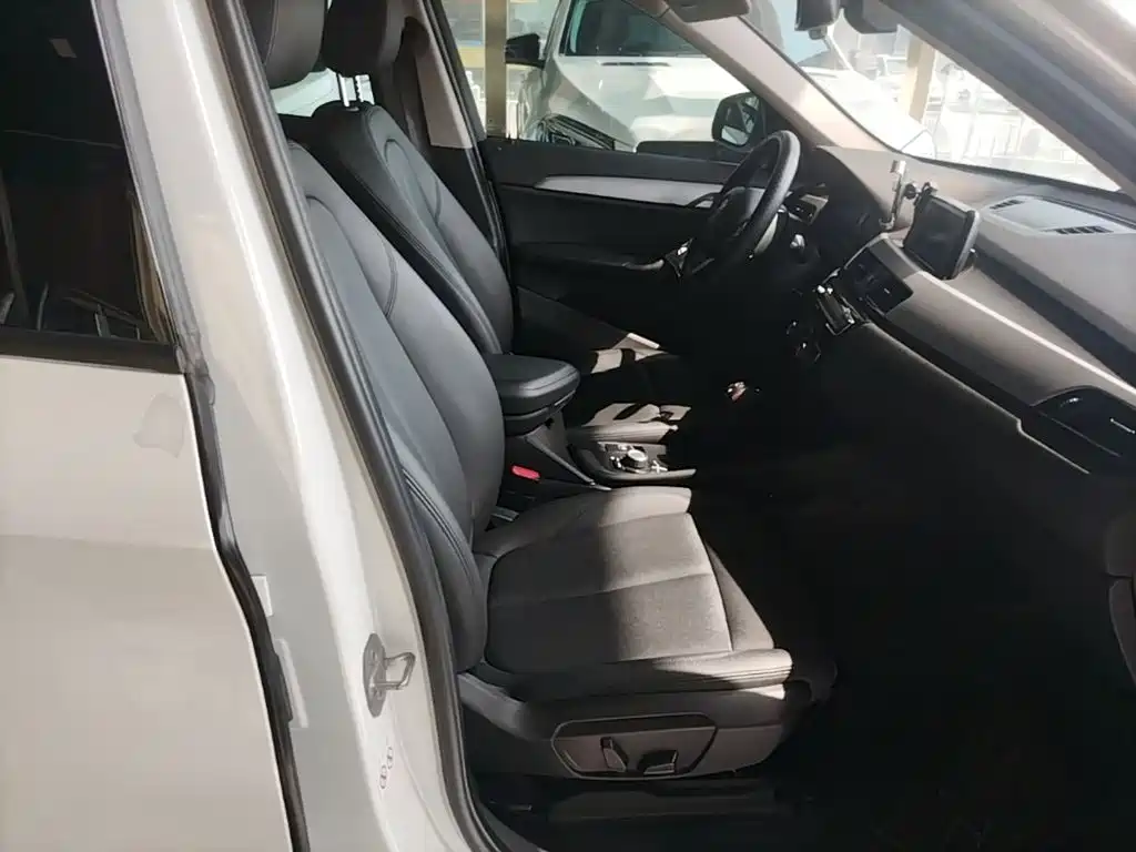 BMW X1 — миниатюра 25