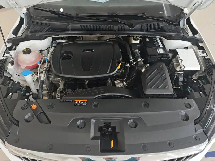 Geely Emgrand 2025 4 1.5L CVT