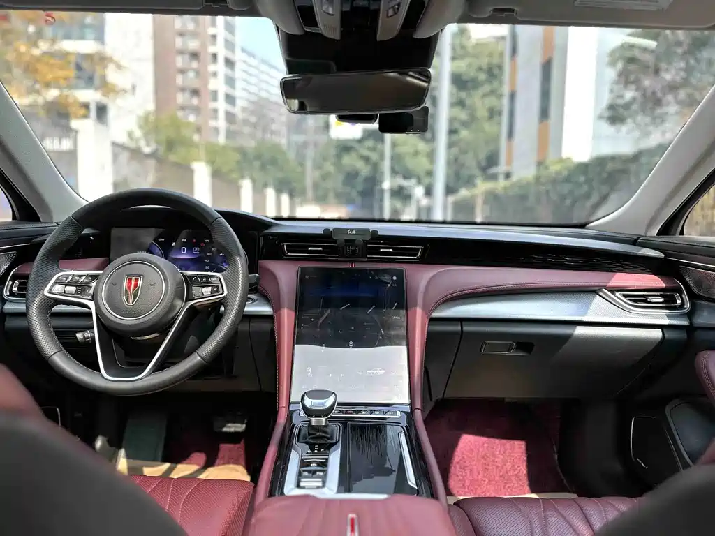 Hongqi Hongqi H5 — миниатюра 6