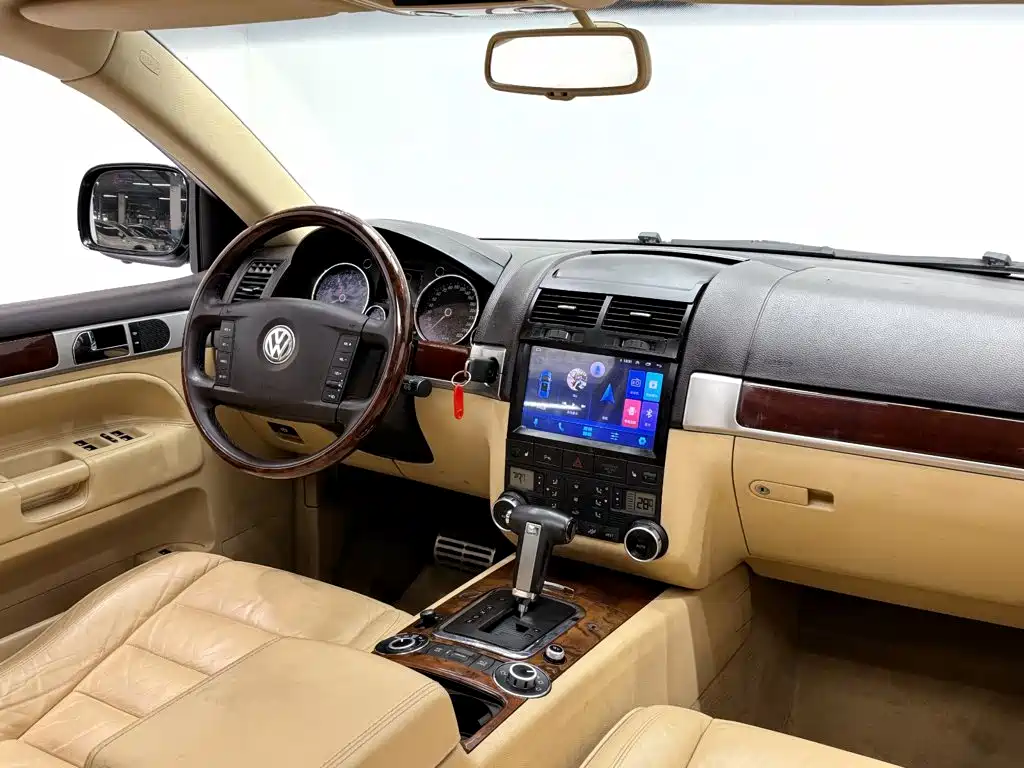 Volkswagen Touareg — миниатюра 14