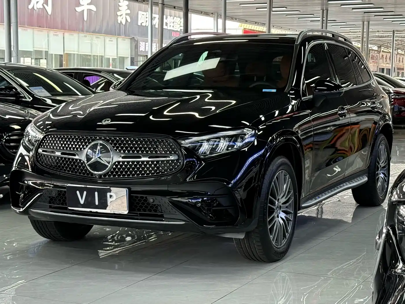 奔驰GLC 2025款 GLC 300 L 4MATIC 动感型 5座 2025