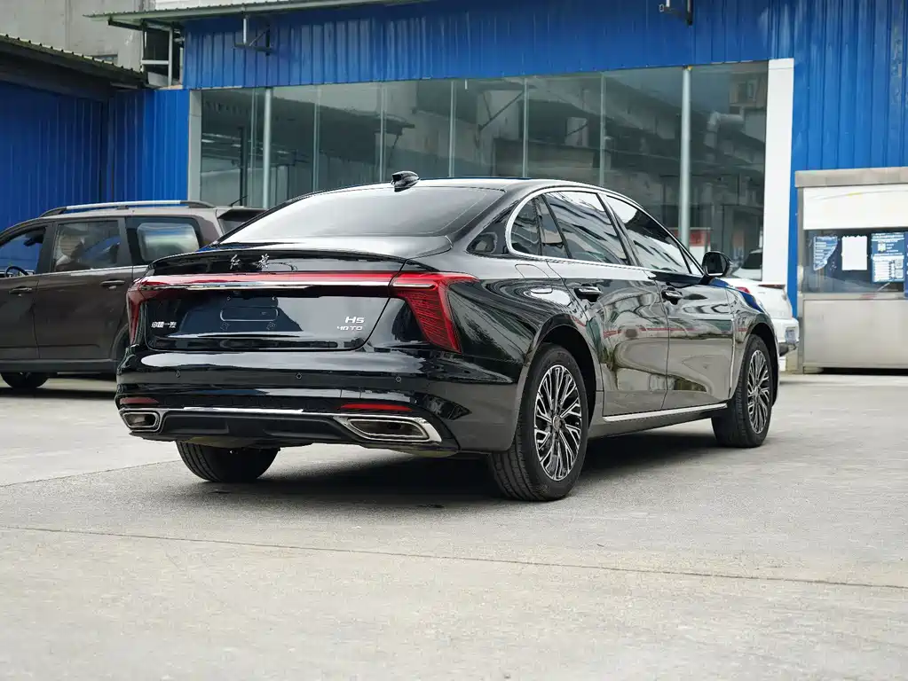 Hongqi H5 2025 2.0T AT