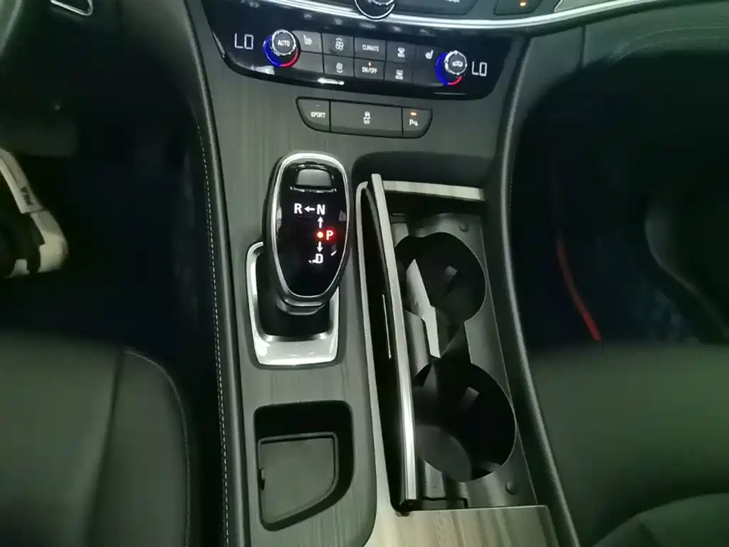 Buick LaCrosse — миниатюра 14