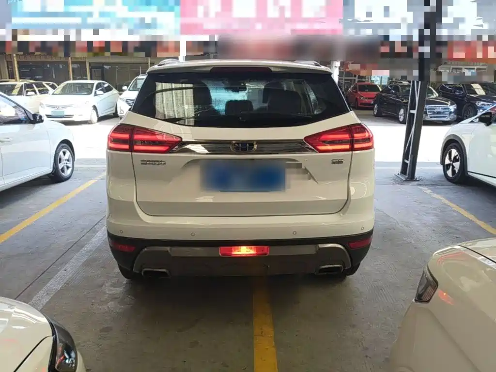 Geely Boyue — миниатюра 6