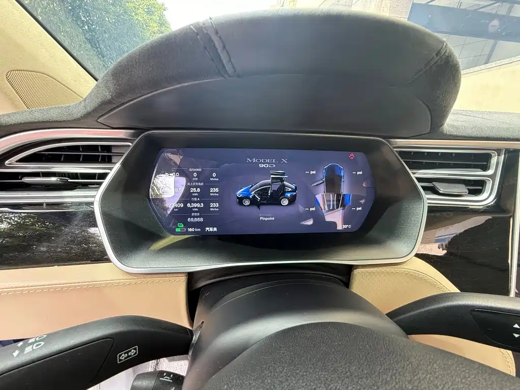 Tesla Model X — фотографии объявления, Фото 7