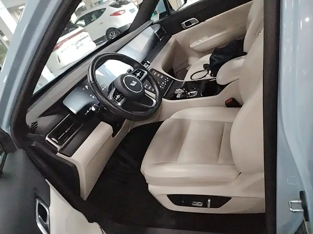 Li Auto Li ONE — миниатюра 16