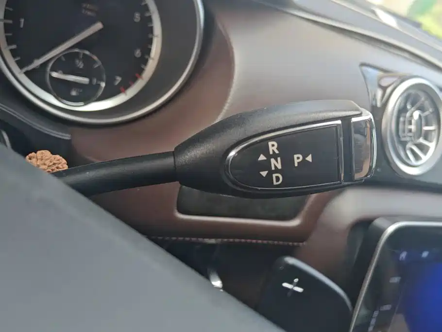 Mercedes-Benz R-Class — миниатюра 16