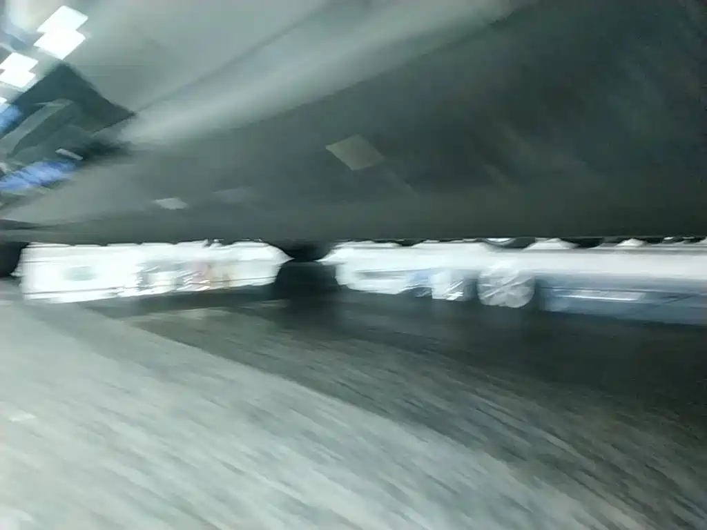 Tesla Model 3 — миниатюра 21