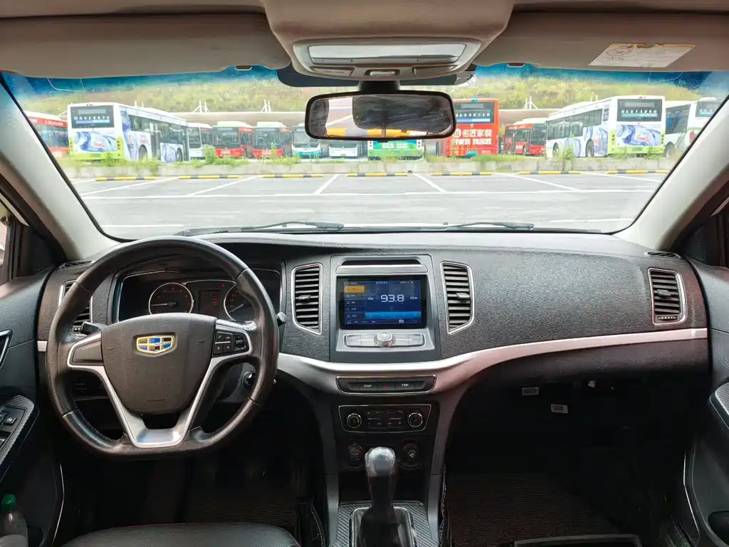 Geely Vision — миниатюра 4