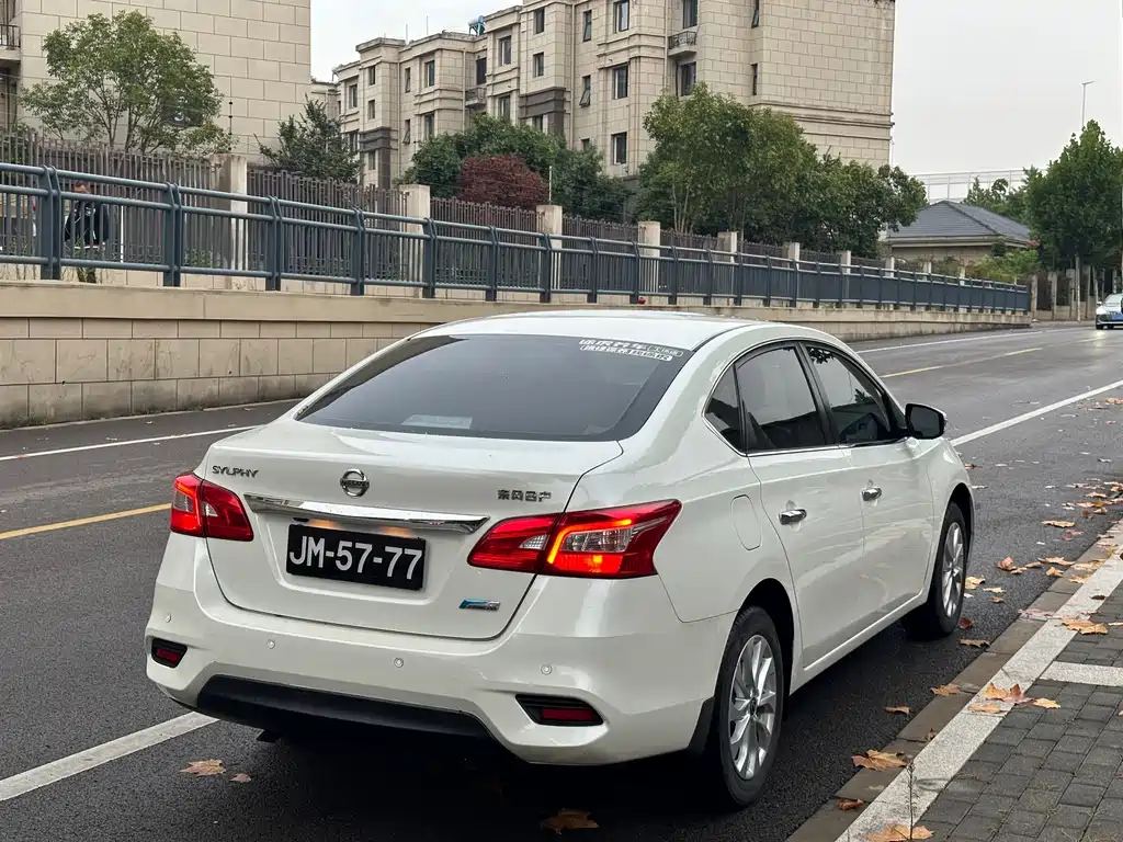 Nissan Sylphy — миниатюра 4
