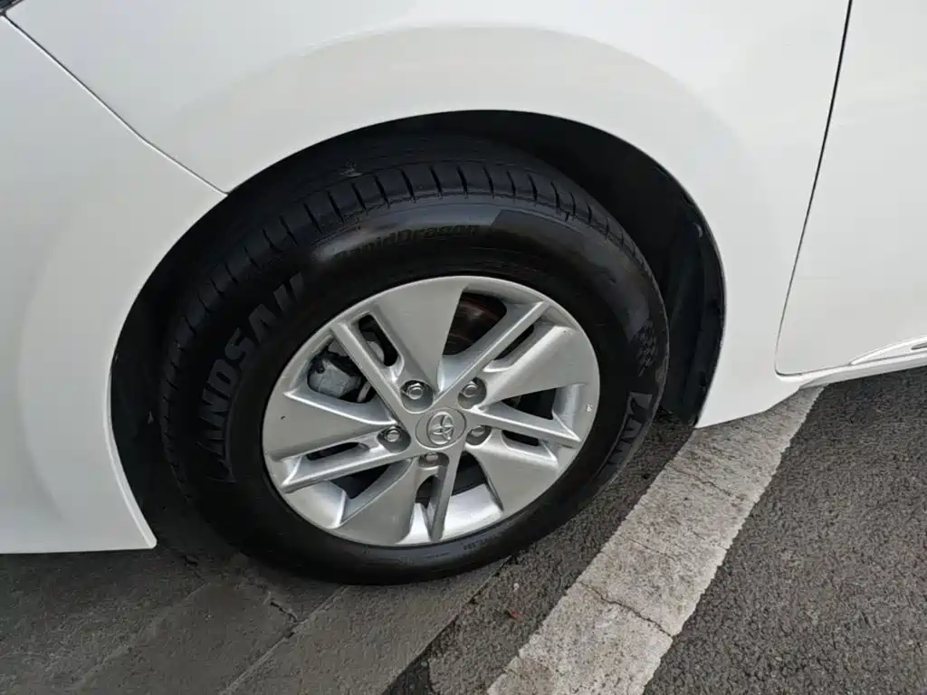 Toyota Corolla — миниатюра 23