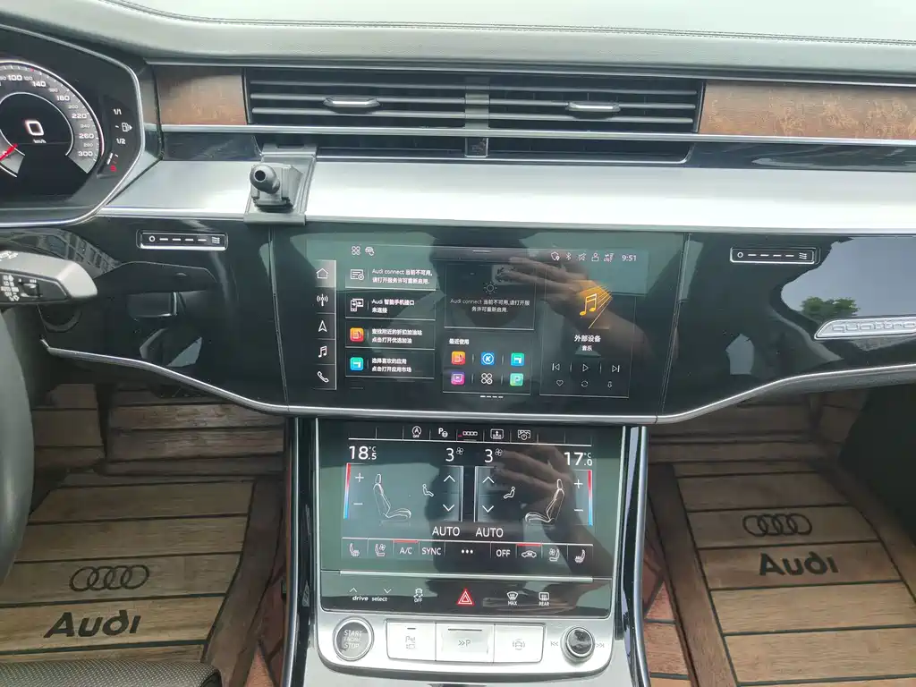 Audi A8 — миниатюра 11