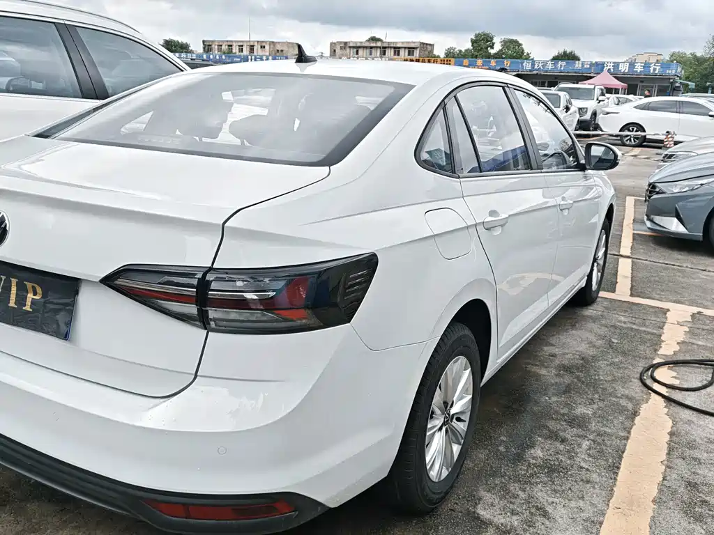 Volkswagen Lavida — миниатюра 18