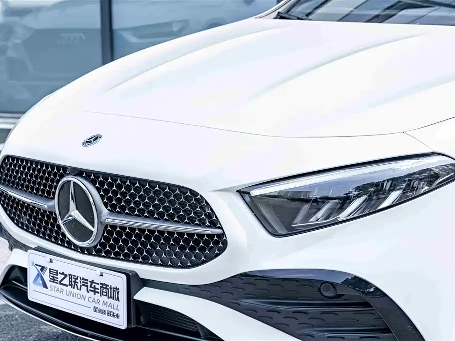 Mercedes-Benz A-Class A 2025 A 200 L Fashion