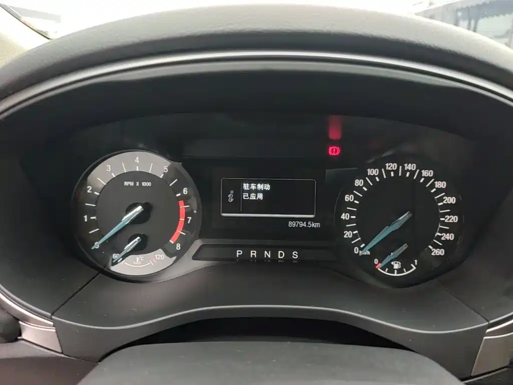 Ford Mondeo — миниатюра 12