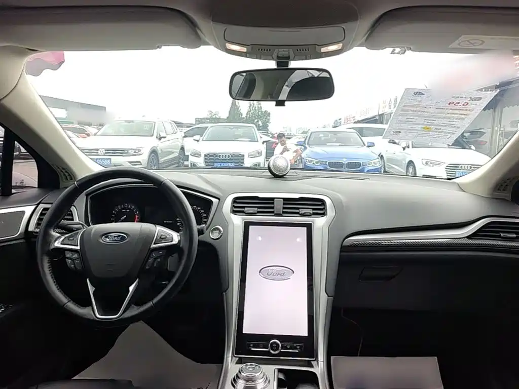 Ford Mondeo — миниатюра 10